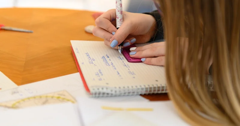 How to write good alt text (with real before-and-after examples)
